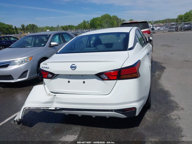 Nissan Altima S Fwd