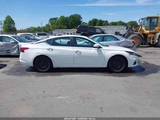 Nissan Altima S Fwd