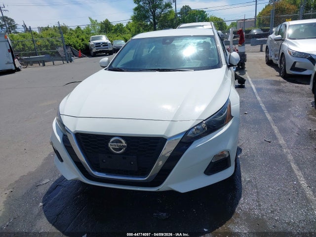 Nissan Altima S Fwd