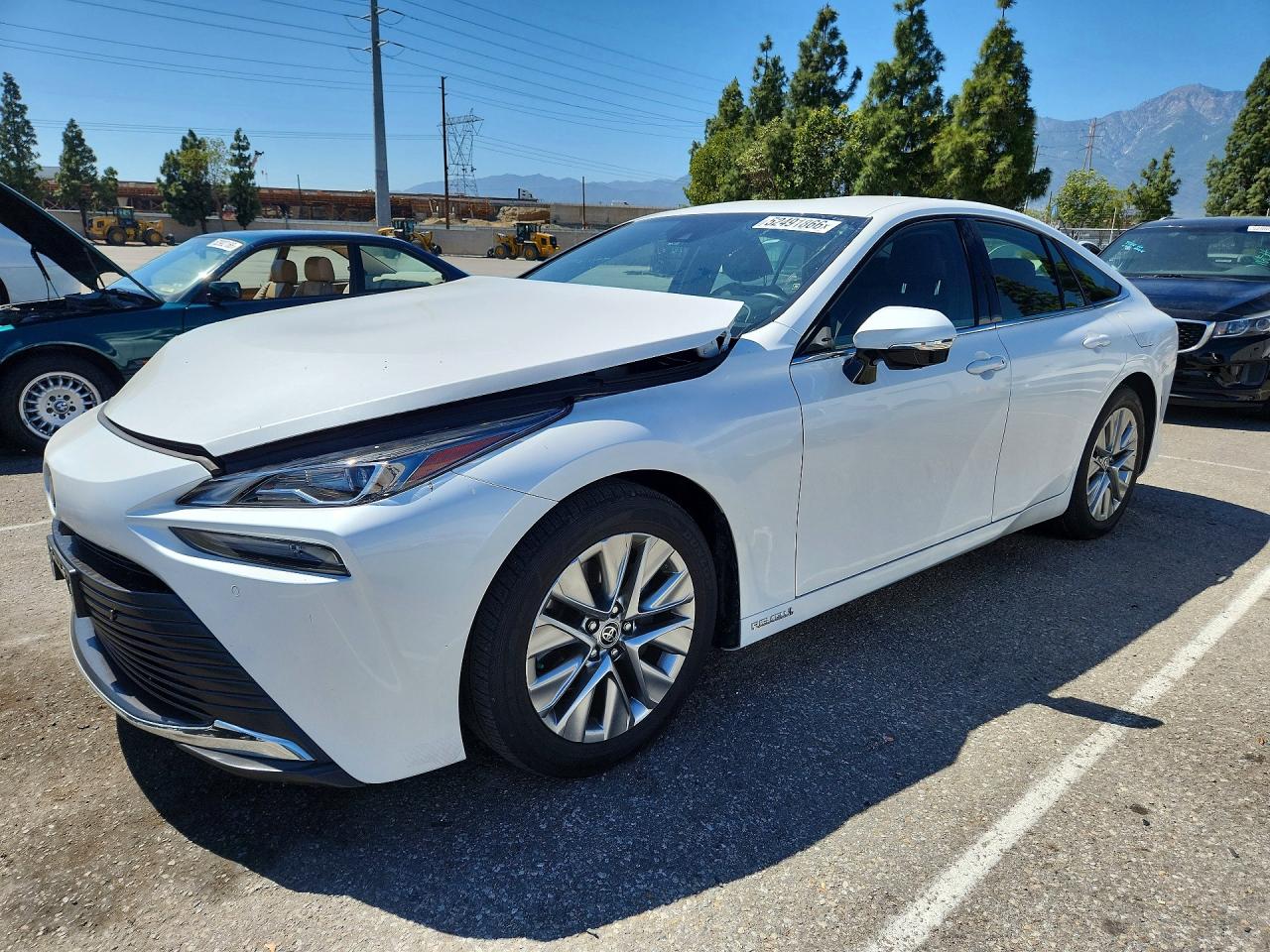 Salvage Toyota Mirai Image