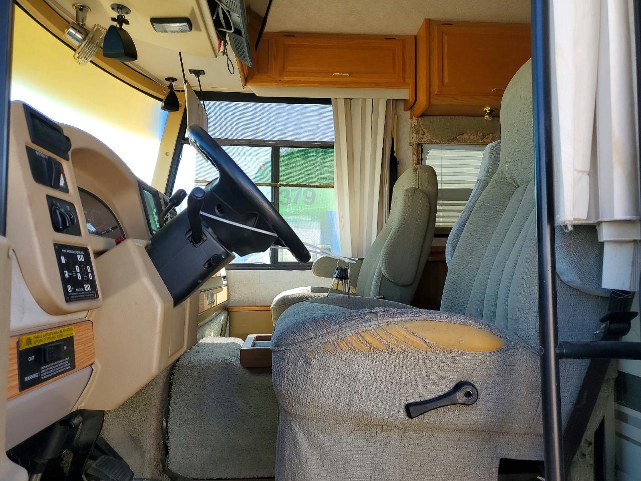 Winnebago F-550