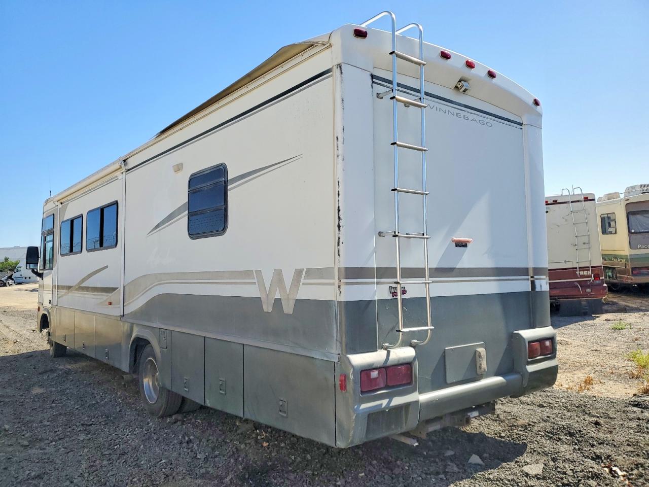 Winnebago F-550