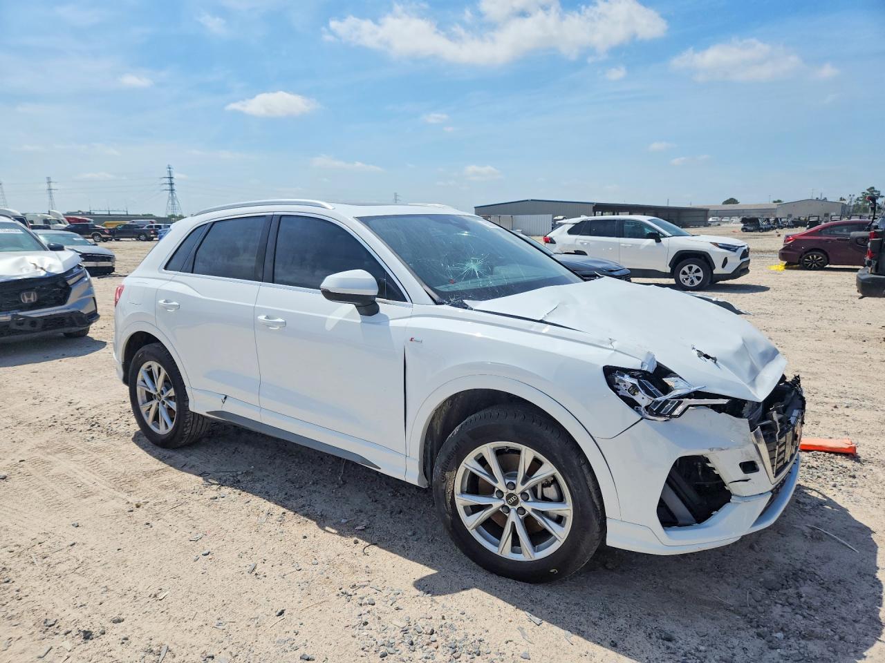 Audi Q3 Premium S Line 45