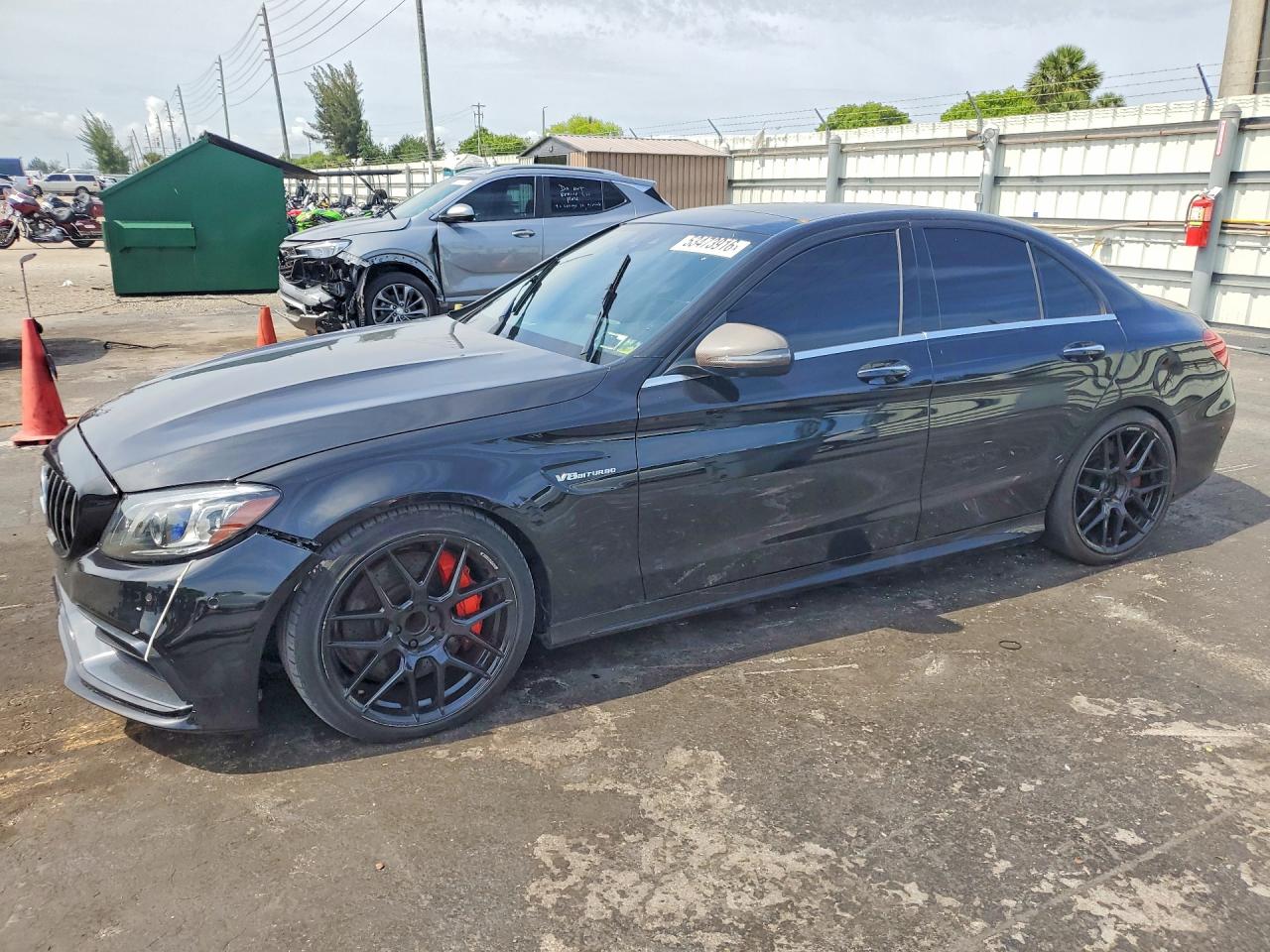 Salvage Mercedes-Benz C-Class Image