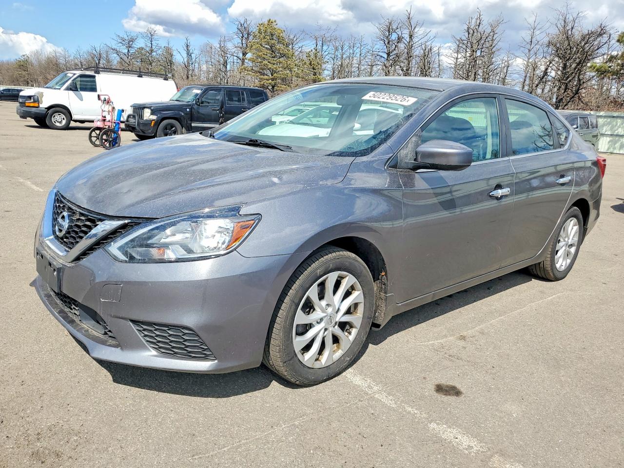 Salvage Nissan Sentra Image