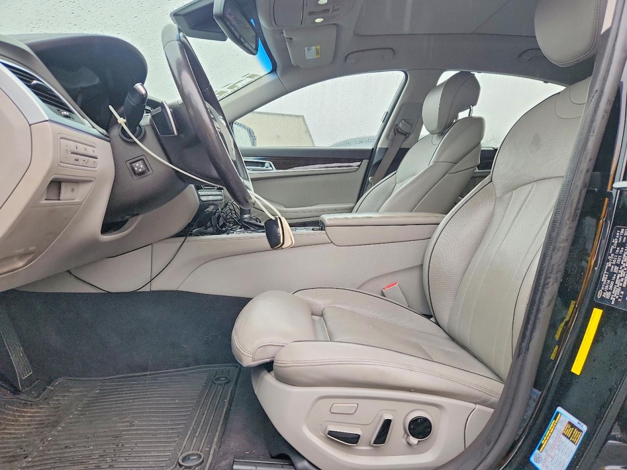 Hyundai Genesis 3.8l