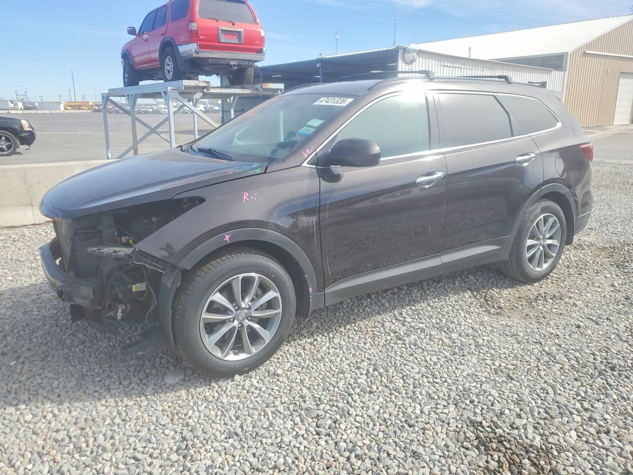 Salvage Hyundai SANTA FE Image