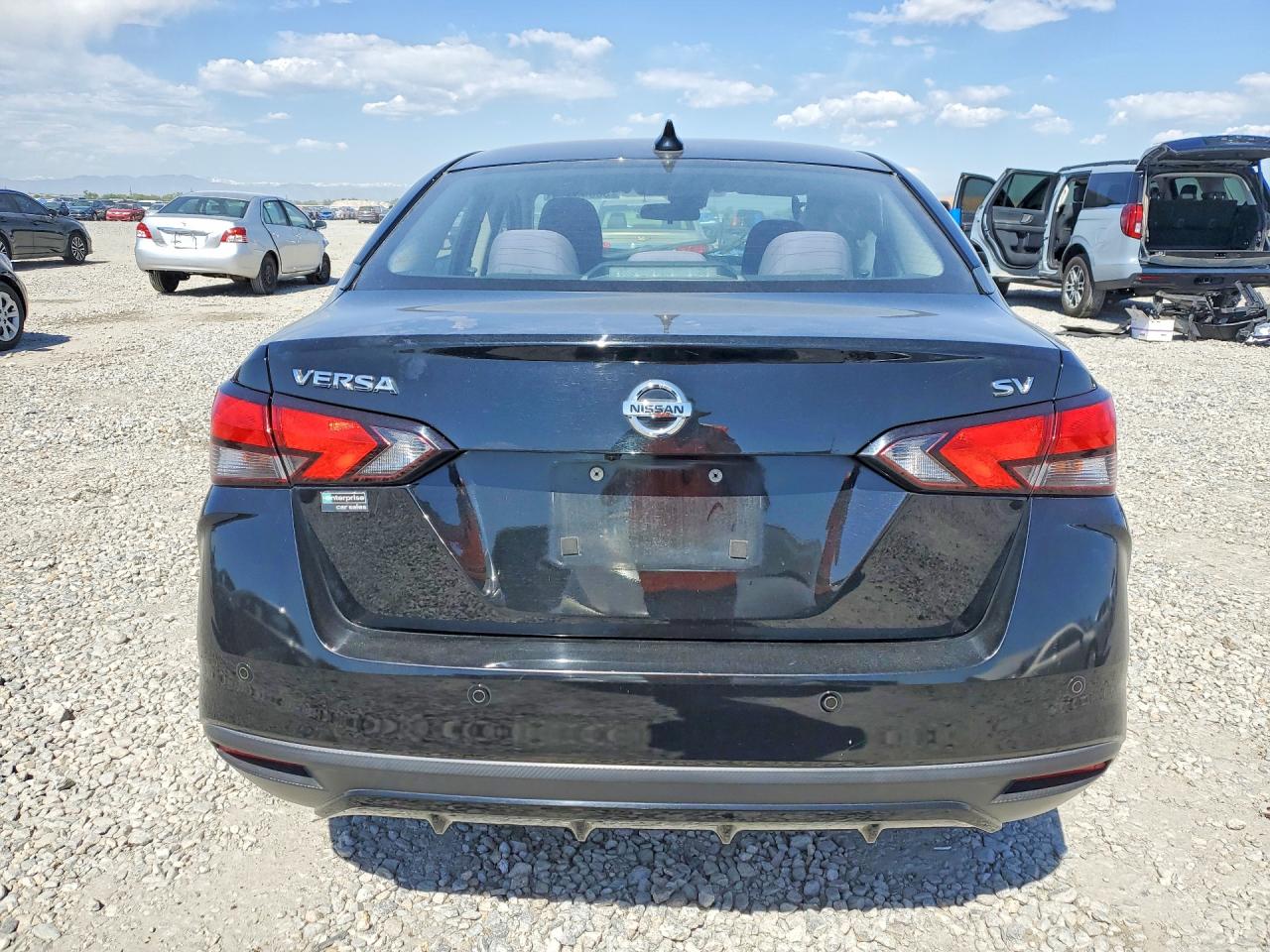Nissan Versa Sv