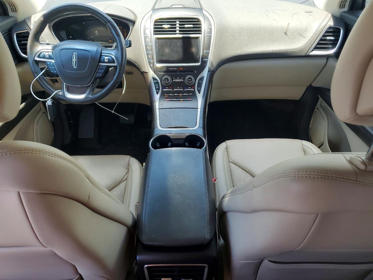 Lincoln Nautilus Select