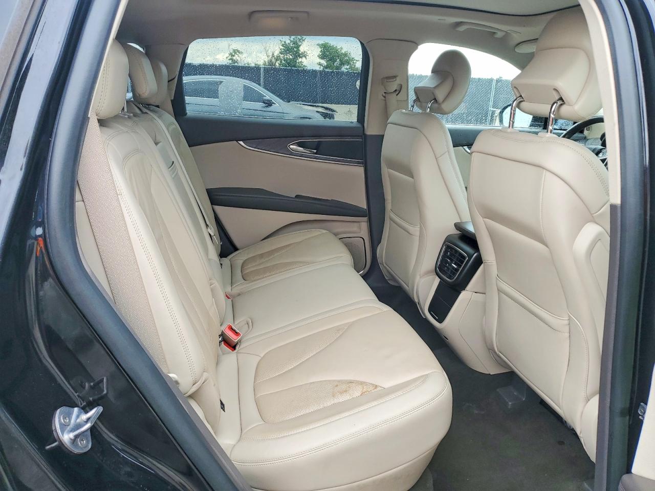 Lincoln Nautilus Select