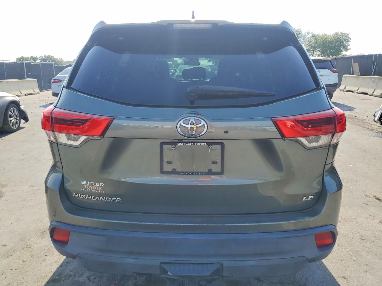 Toyota Highlander Le Plus