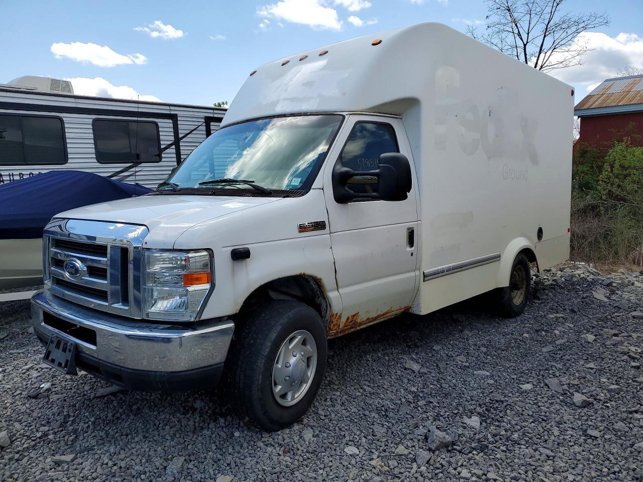 Salvage Ford Econoline Image