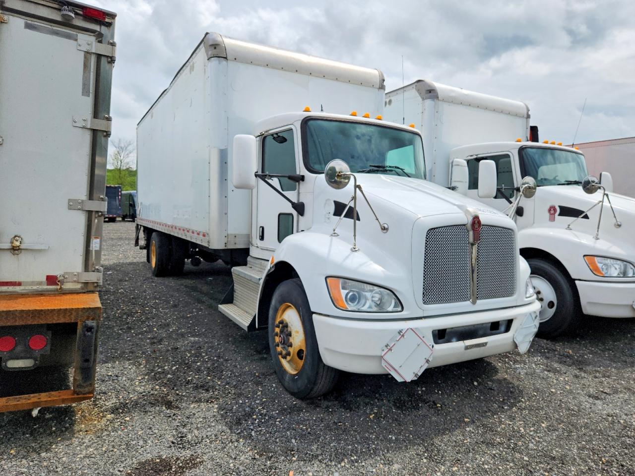 Salvage Kenworth T370 Image