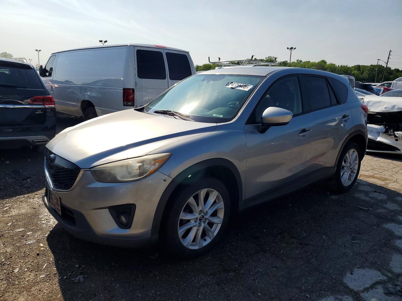 Salvage Mazda Cx Image