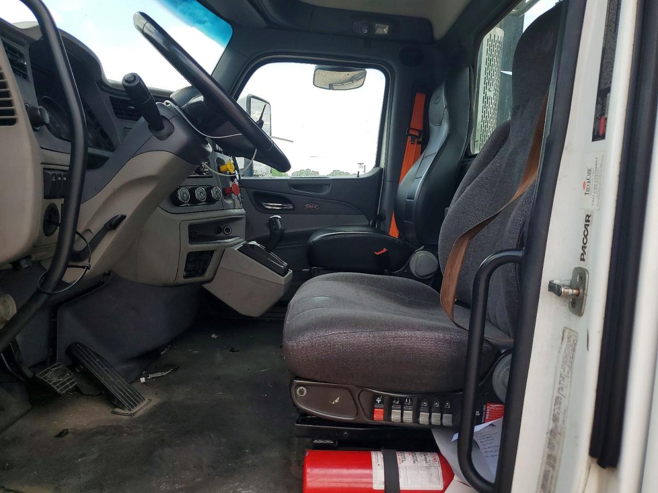 Peterbilt 579
