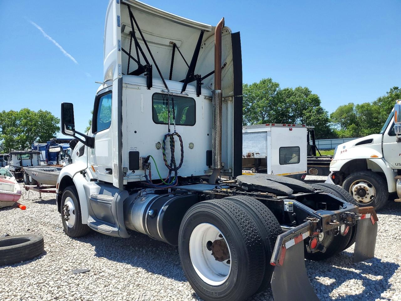 Peterbilt 579