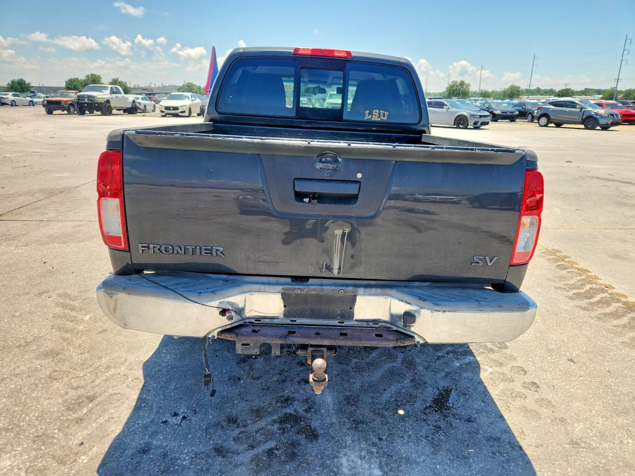 Nissan Frontier Sv