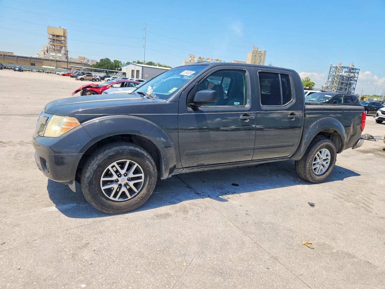 Salvage Nissan Frontier Image