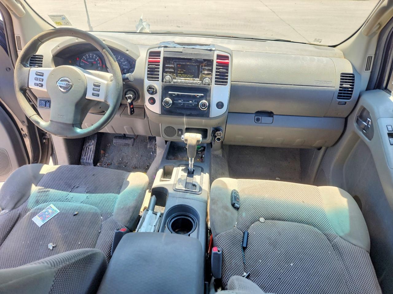 Nissan Frontier Sv