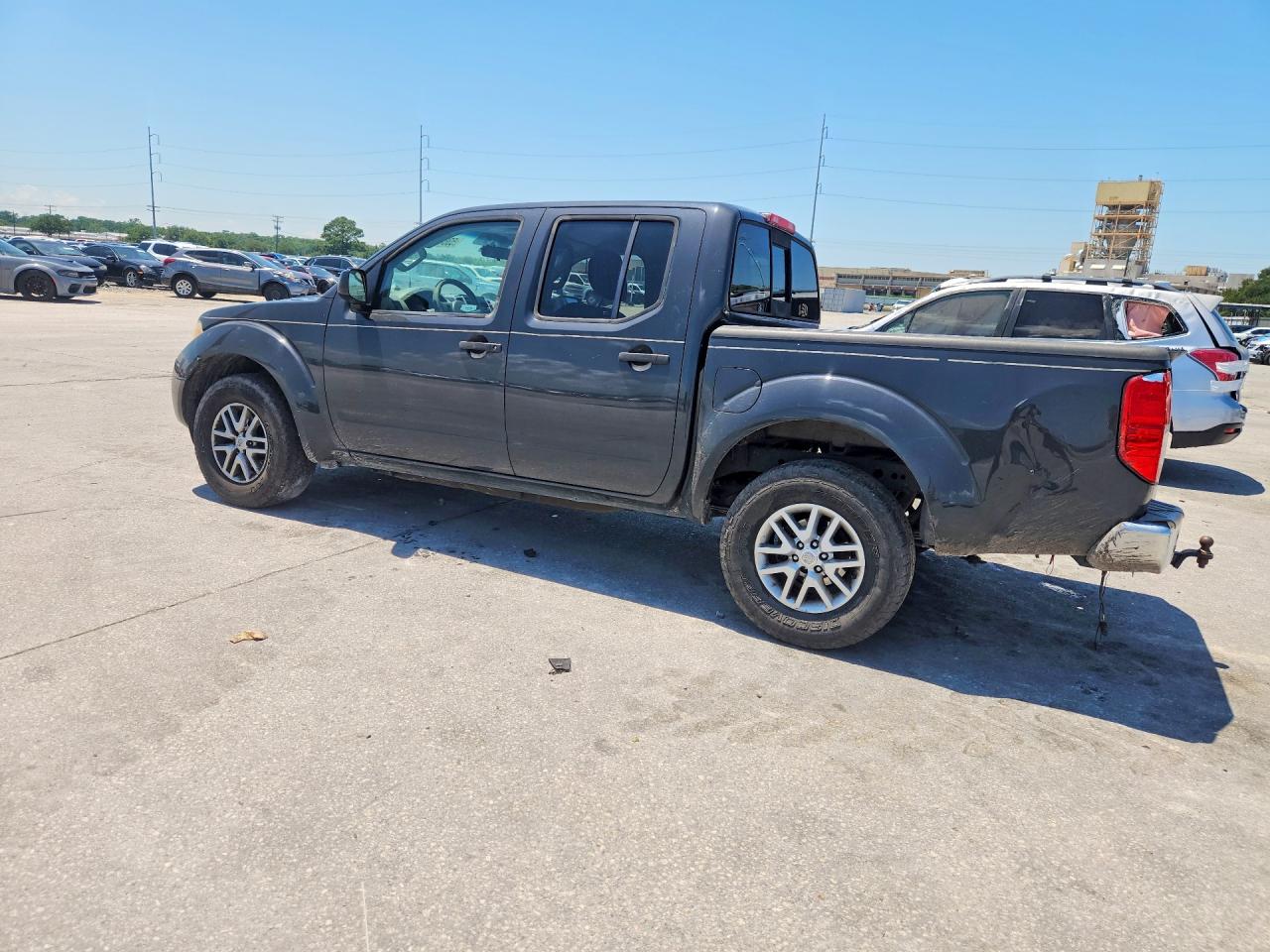 Nissan Frontier Sv