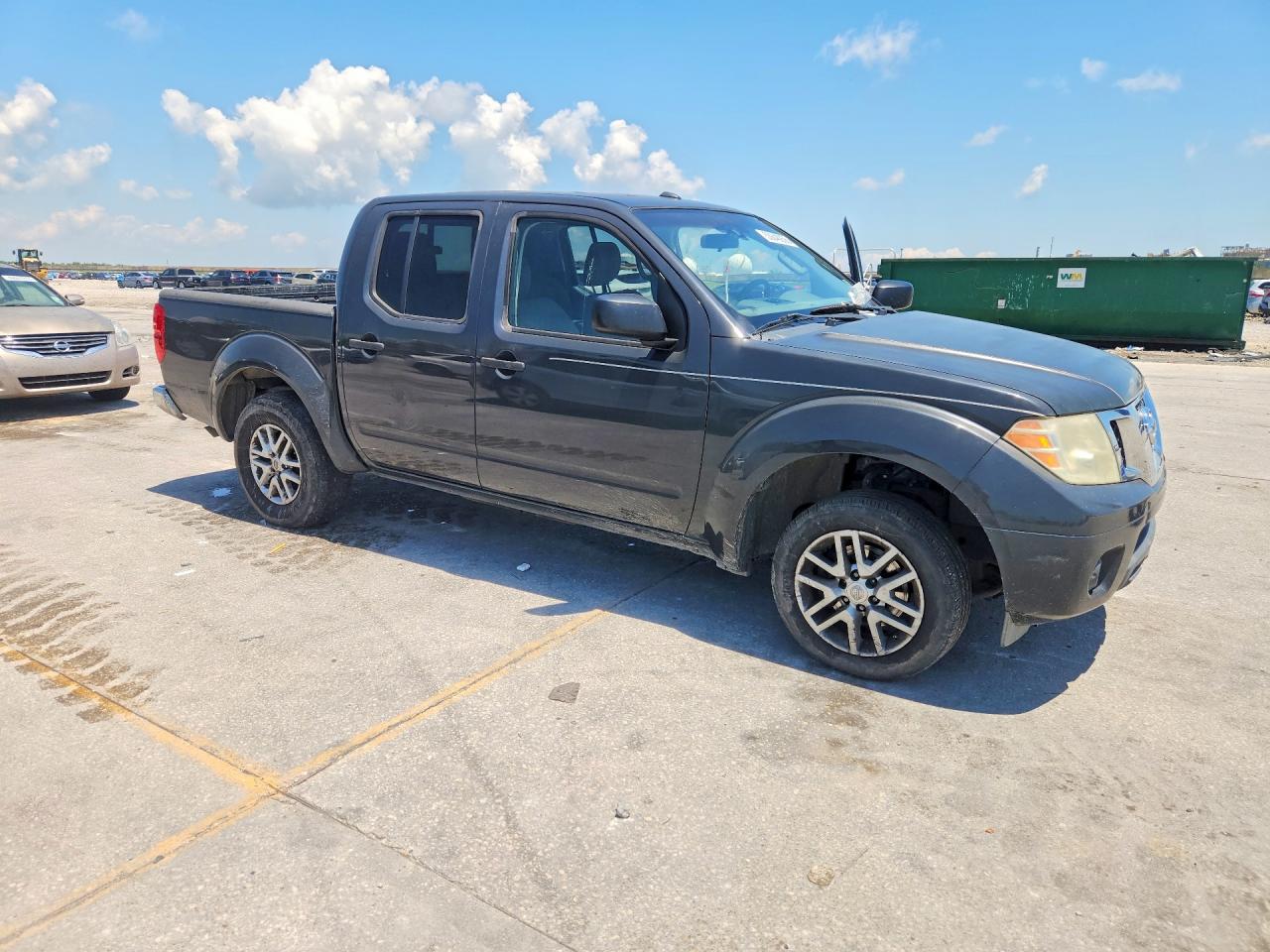 Nissan Frontier Sv