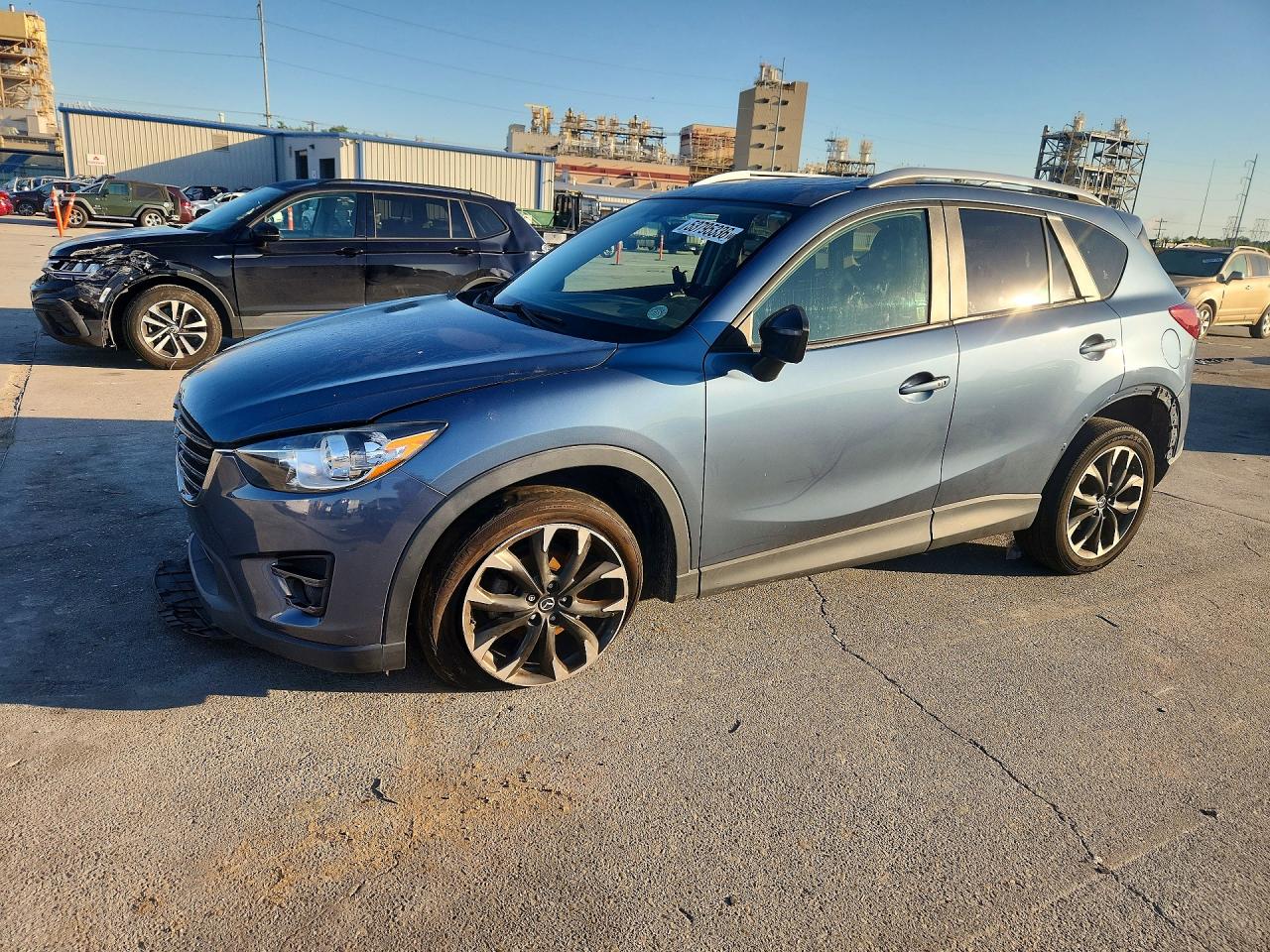 Salvage Mazda Cx Image
