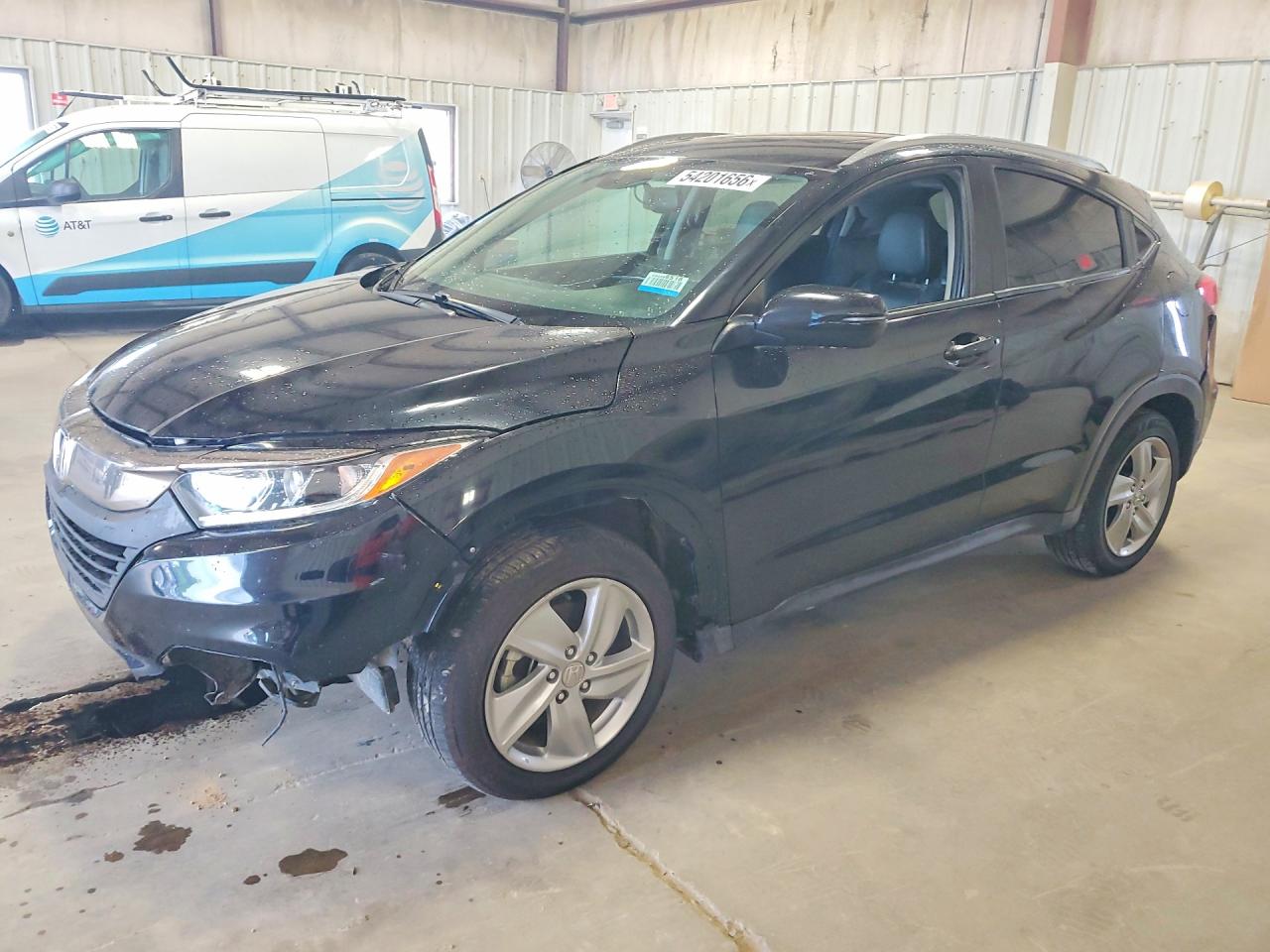Salvage Honda HR-V Image