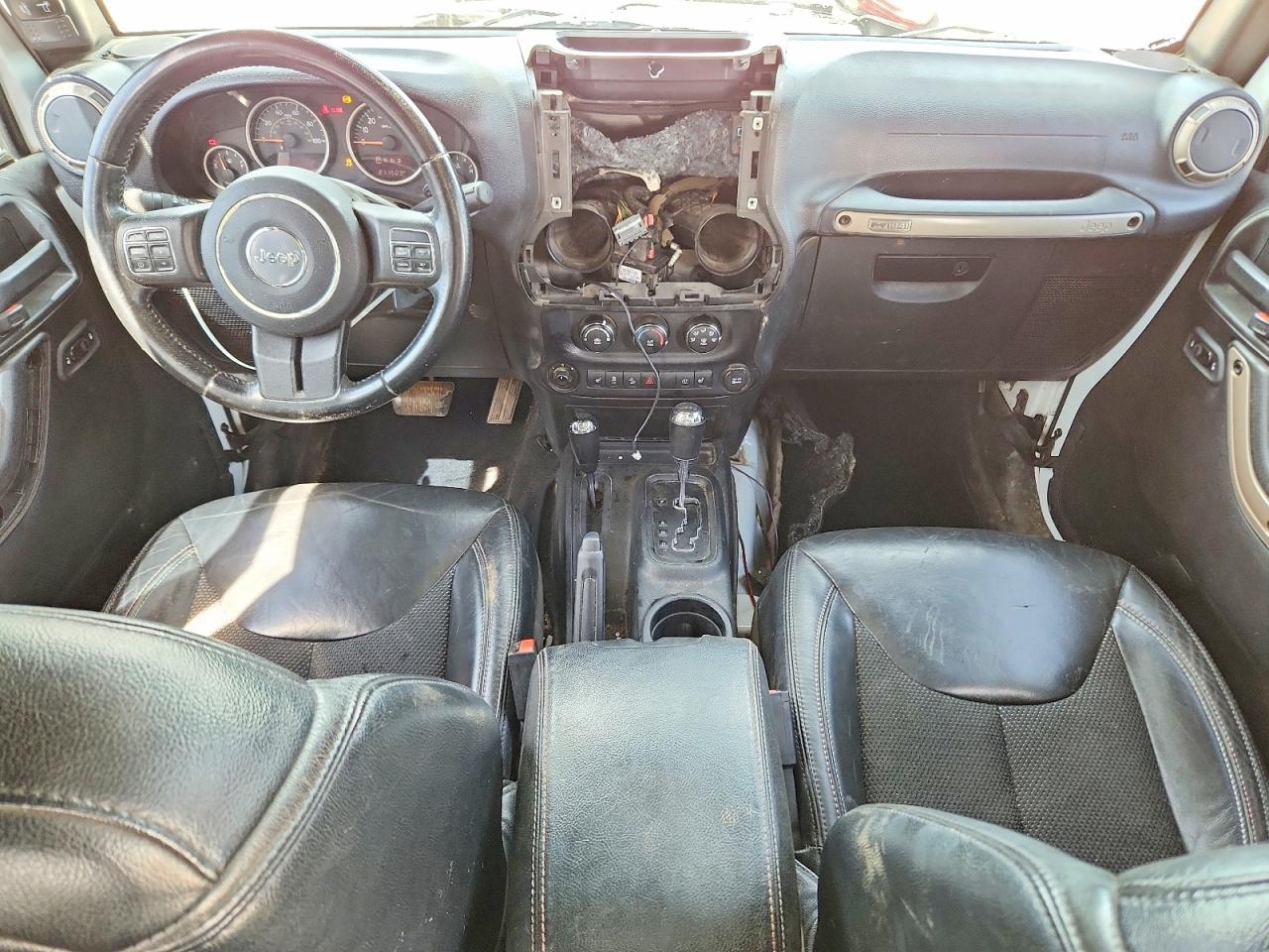 Jeep Wrangler Sahara