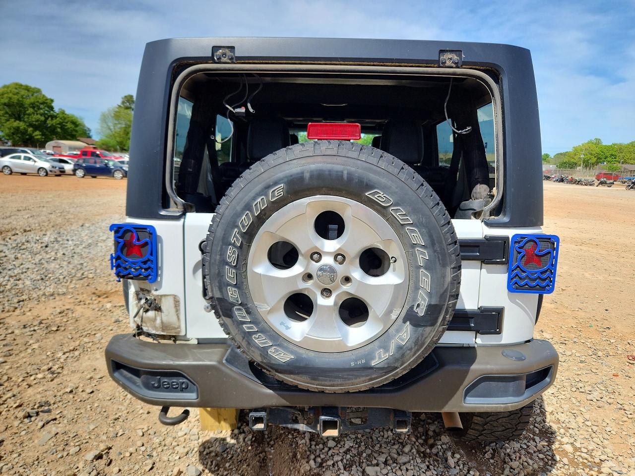 Jeep Wrangler Sahara