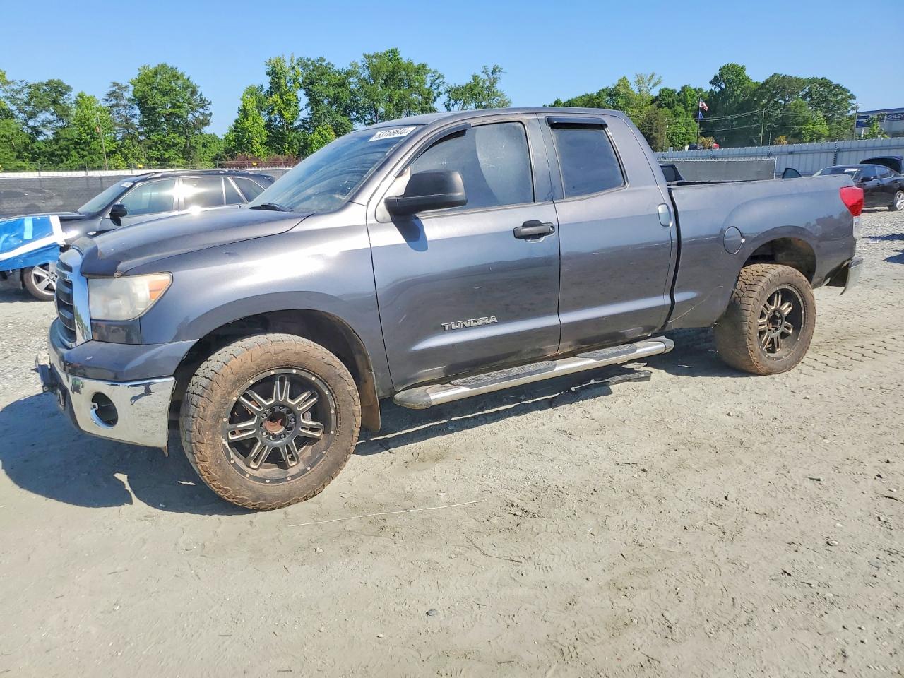 Salvage Toyota Tundra Image