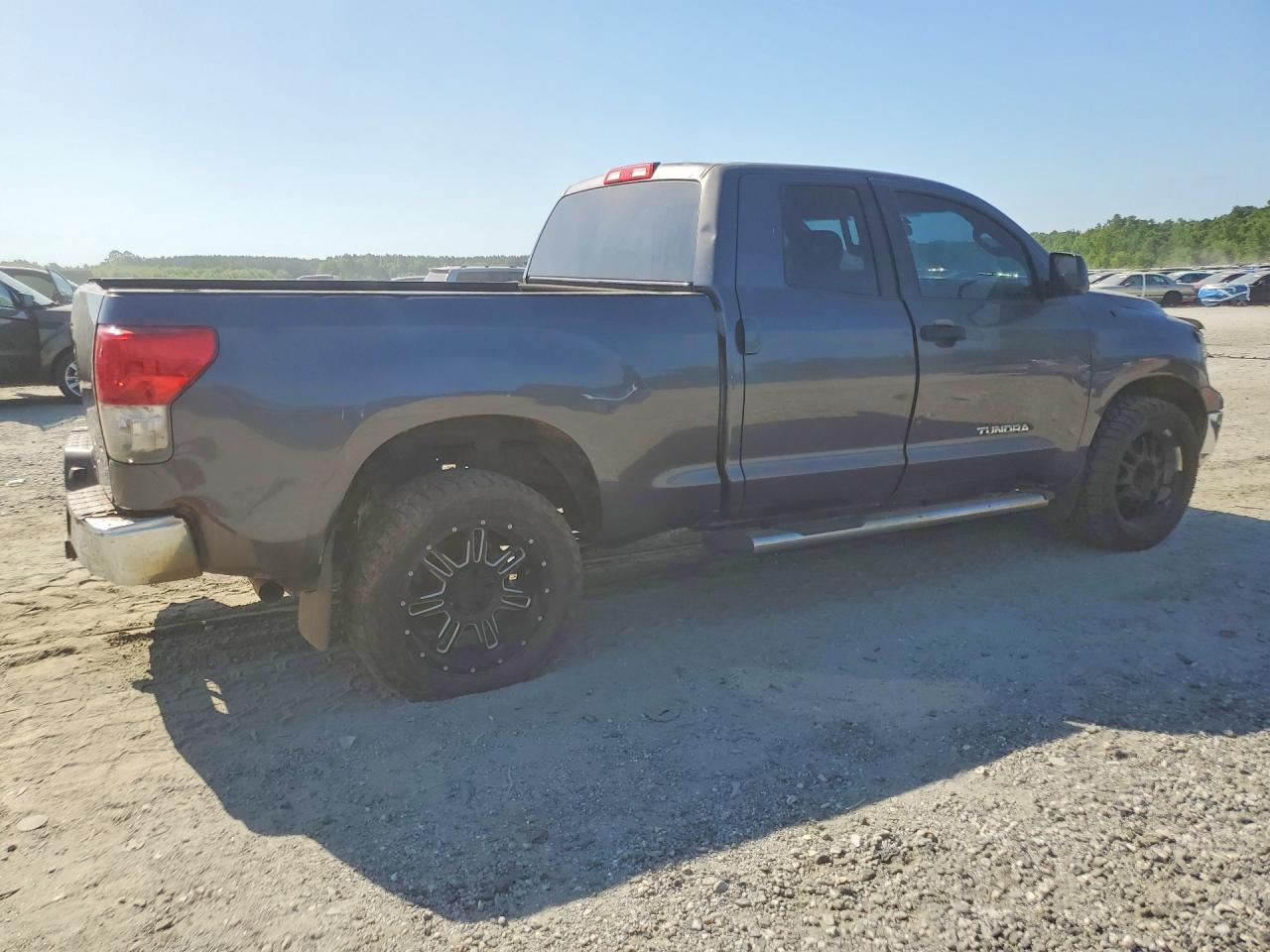 Toyota Tundra Double Cab Sr5