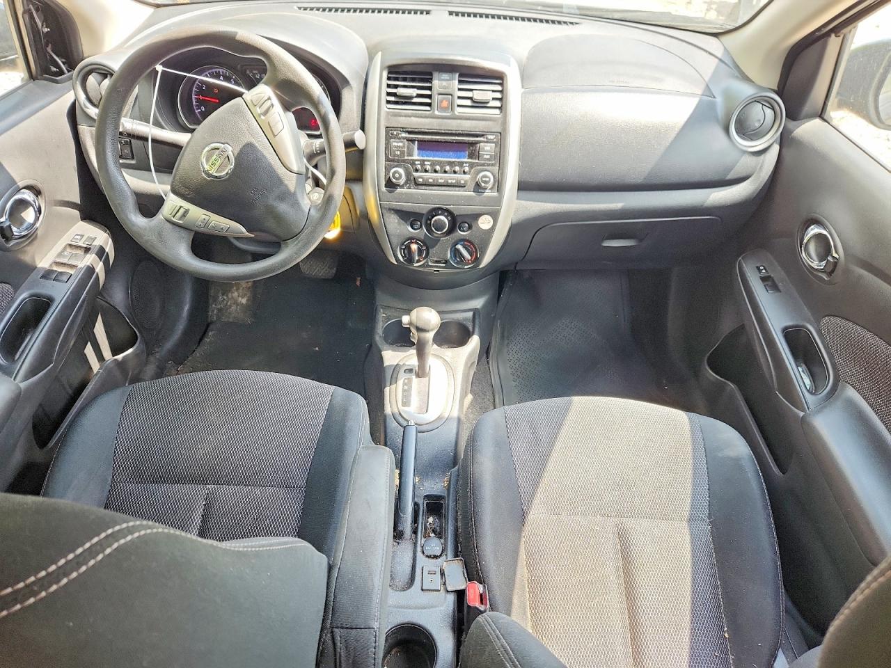 Nissan Versa