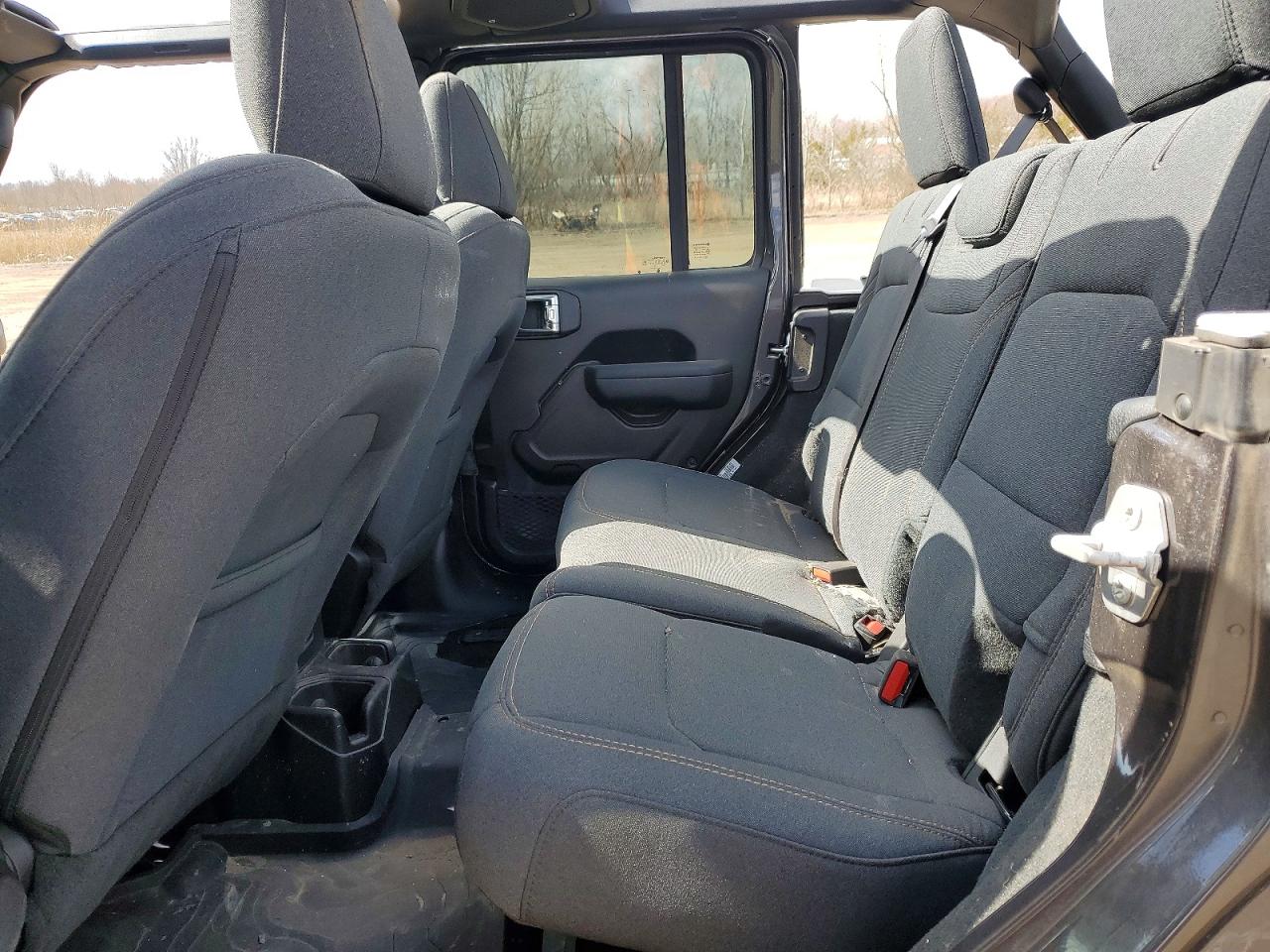Jeep Wrangler Sport