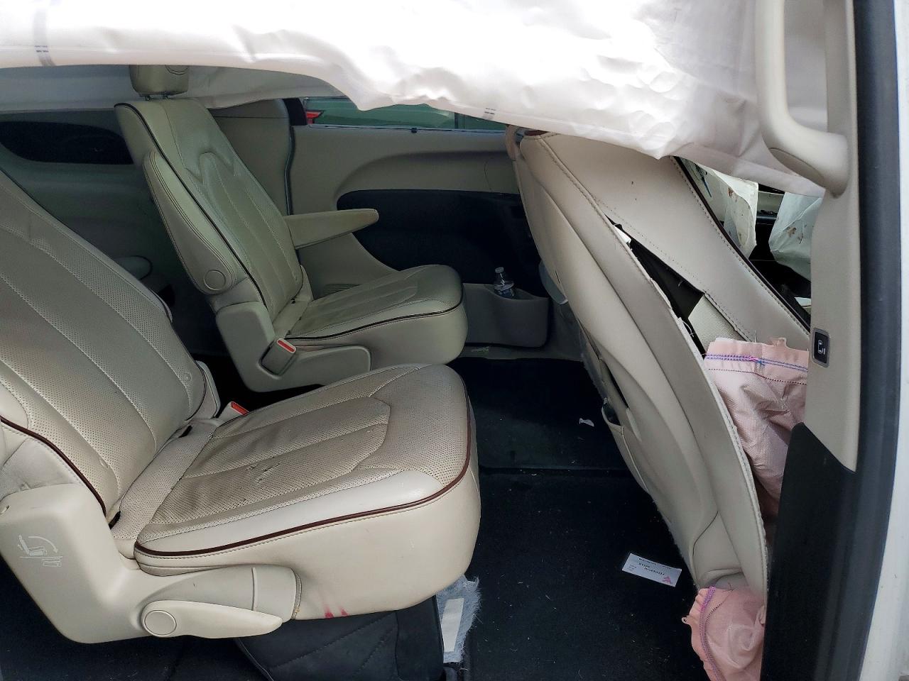 Chrysler Pacifica Limited