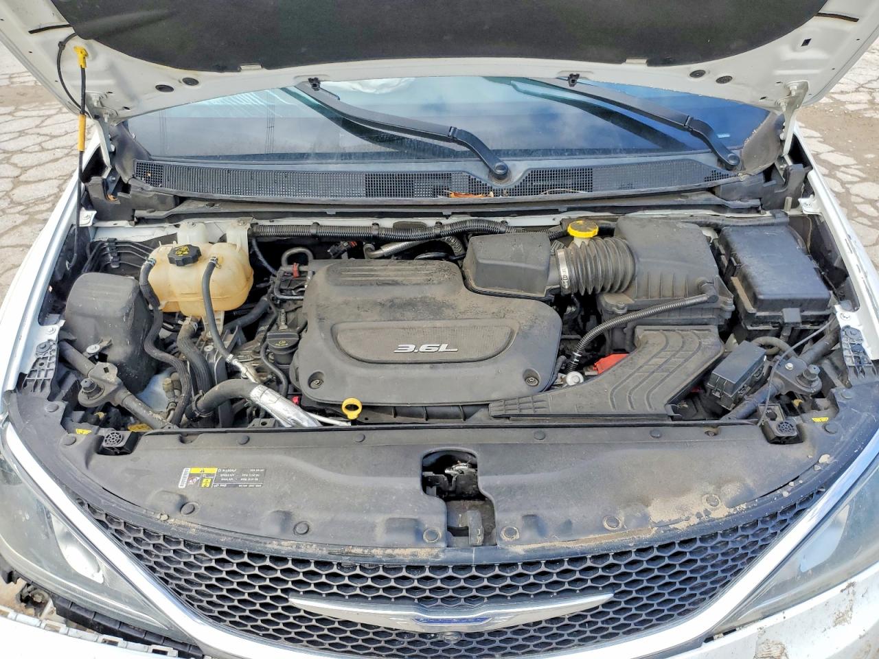 Chrysler Pacifica Limited