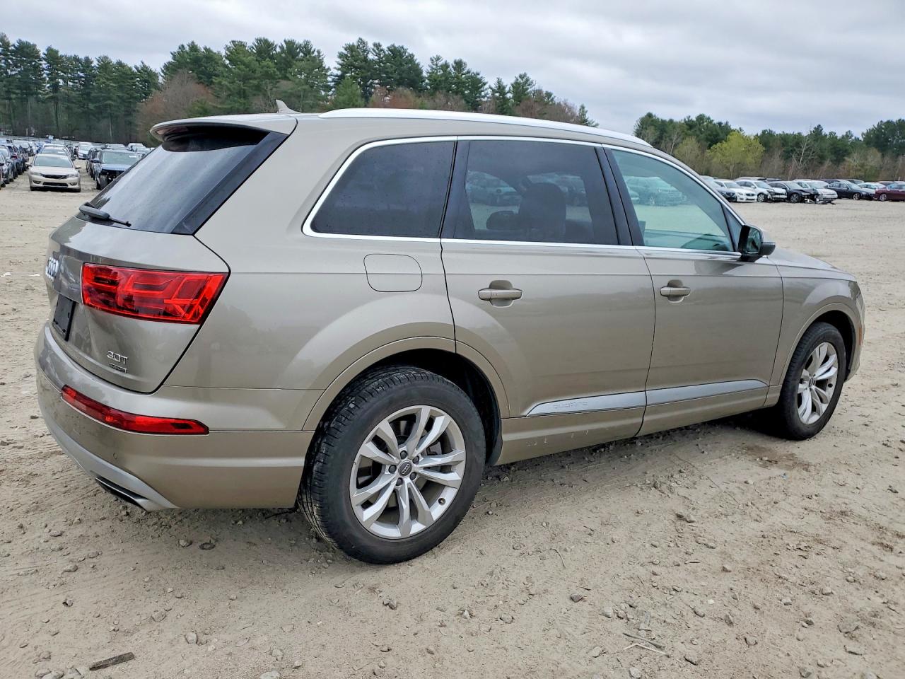 Audi Q7 Premium Plus