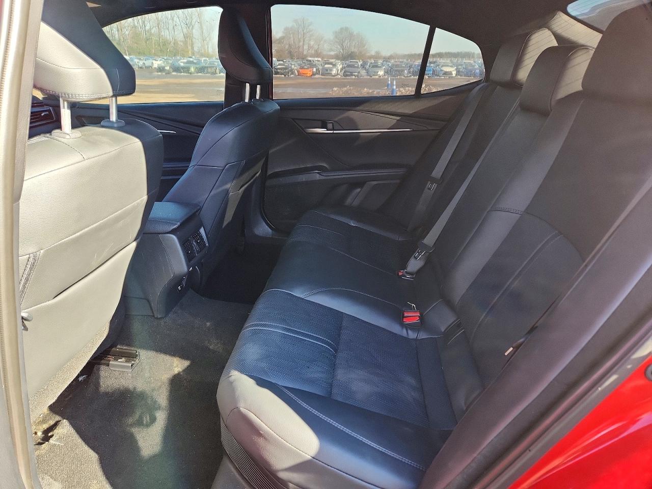 Toyota Camry Xse