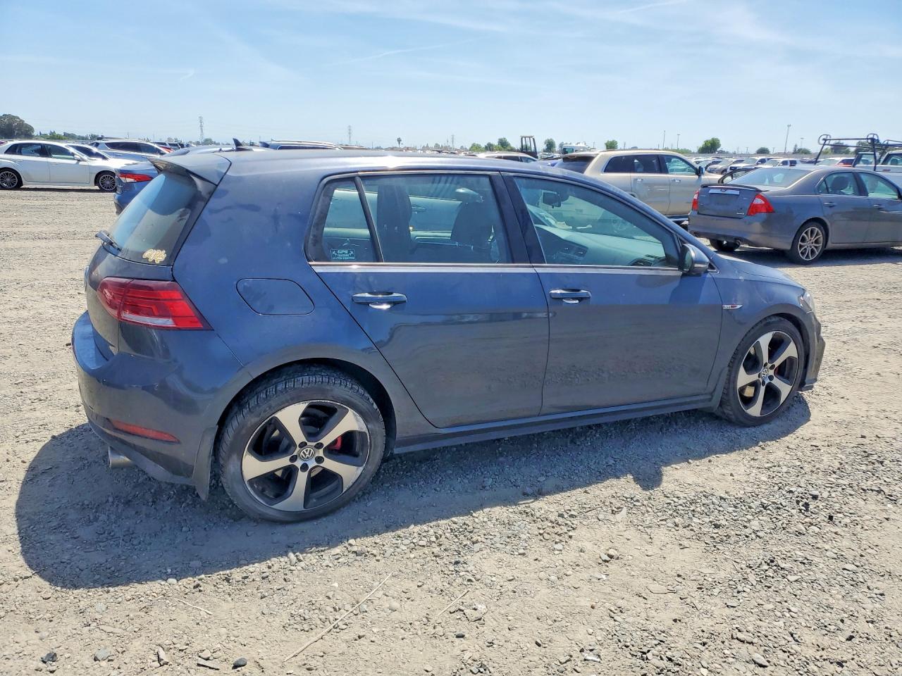 Volkswagen GTI S