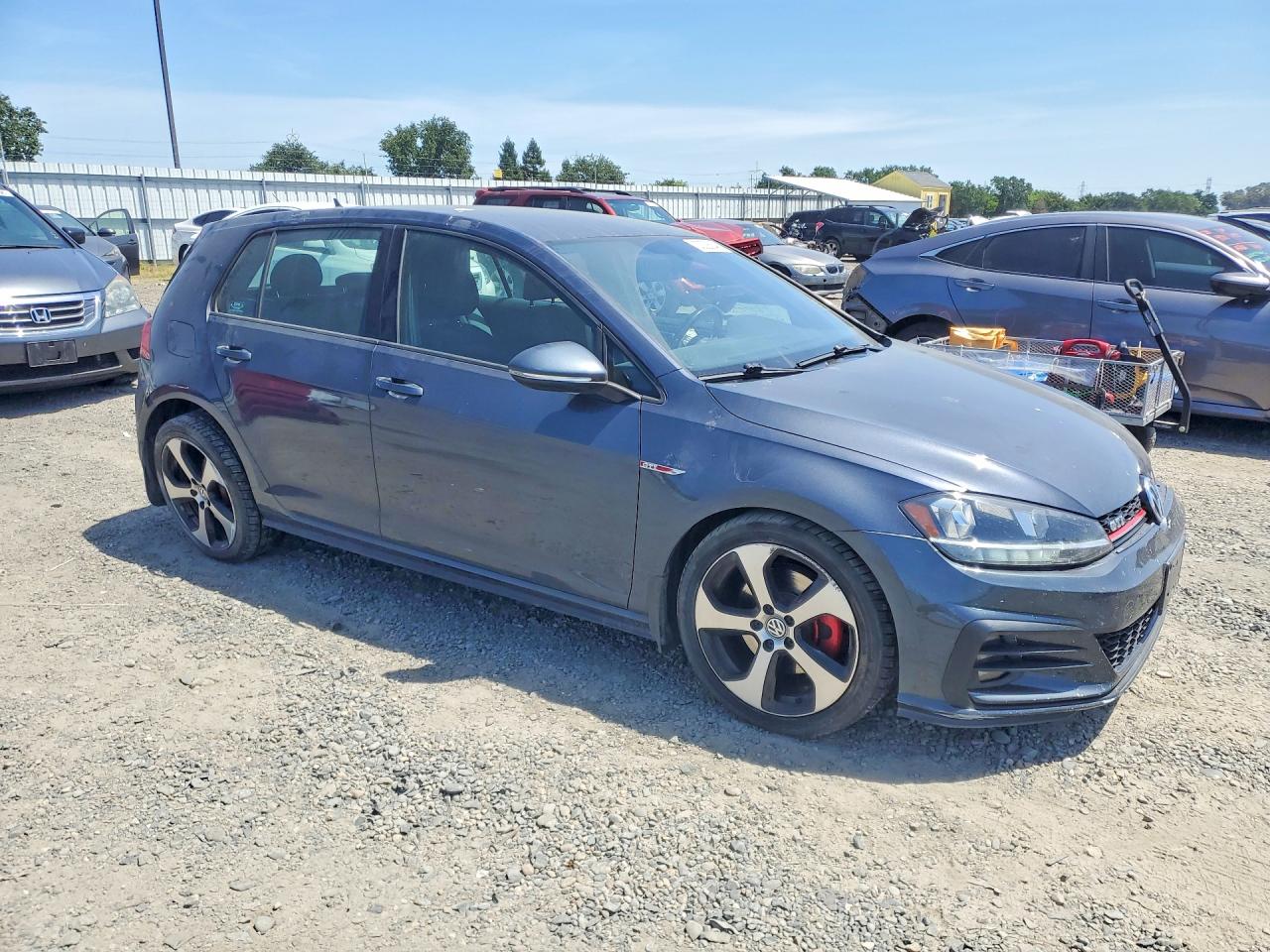 Volkswagen GTI S