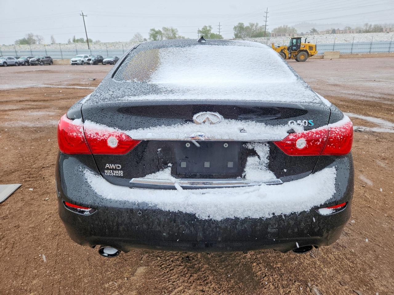 INFINITI Q50 Premium