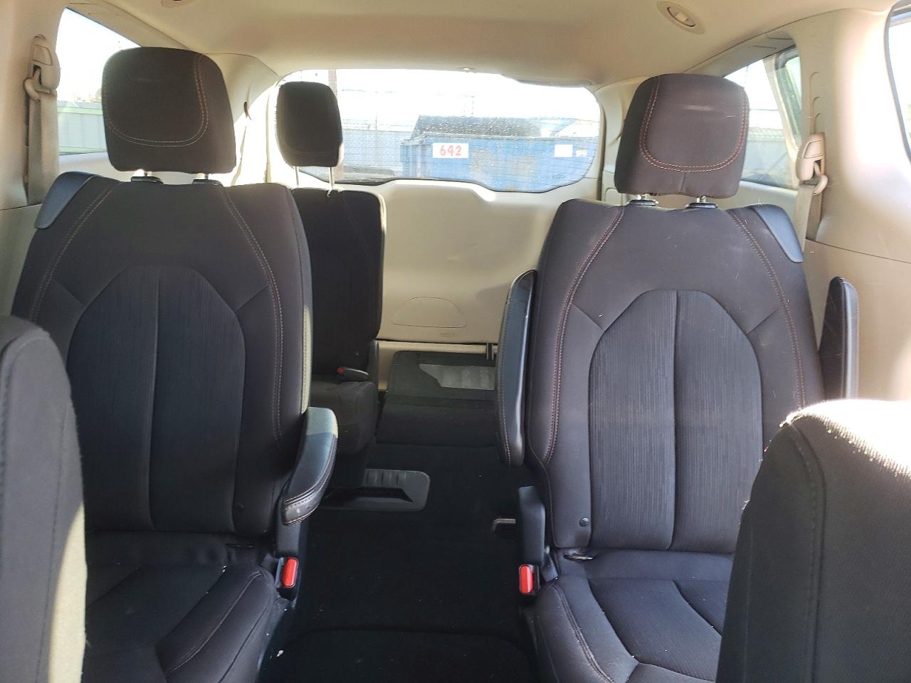 Chrysler Pacifica Touring