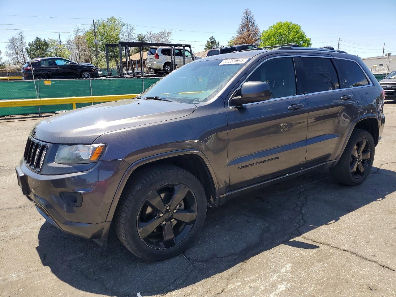 Salvage Jeep Cherokee Image