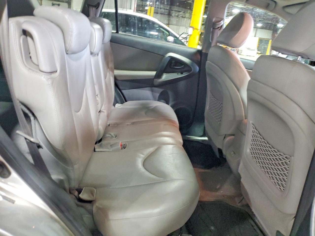 Toyota RAV4 Limited