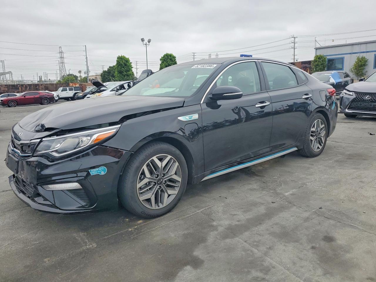 Salvage Kia Optima Image