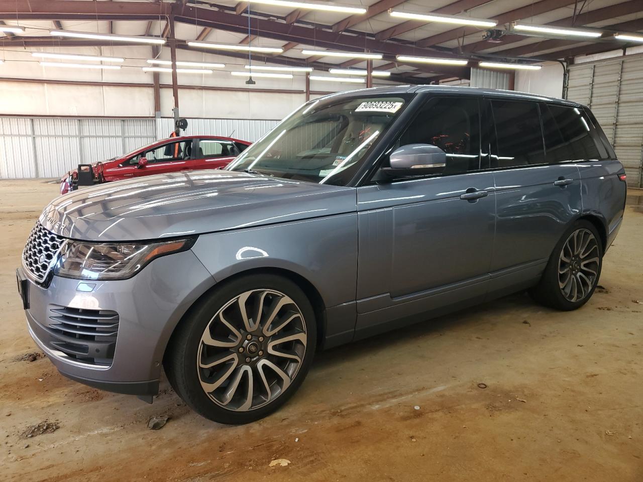 Salvage Land Rover Range Rover Image