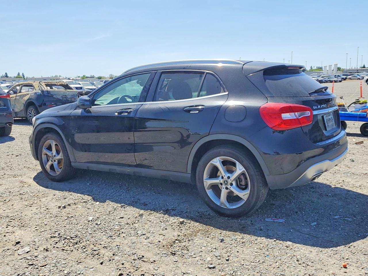 Mercedes-Benz GLA 250