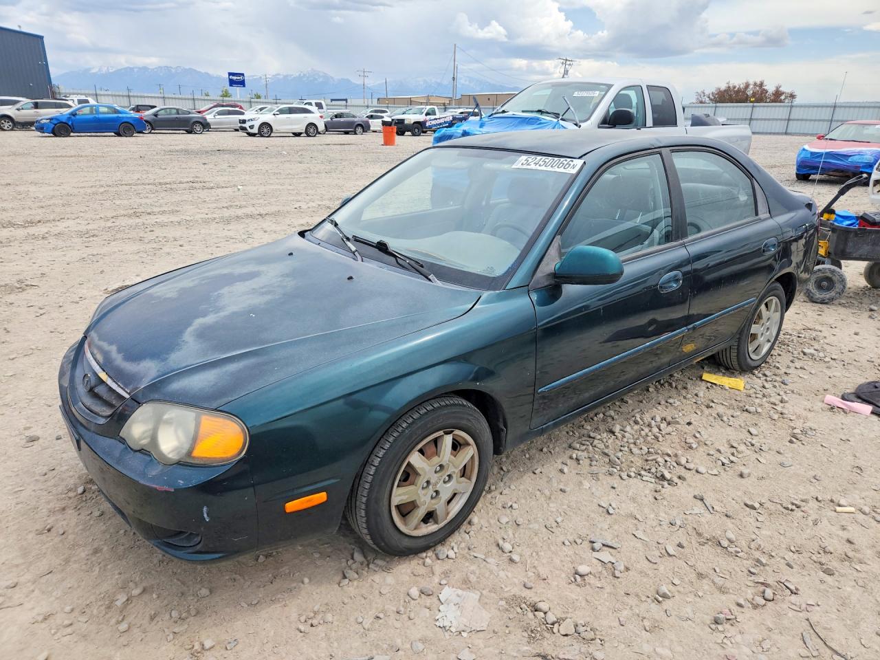 Salvage Kia Spectra Image