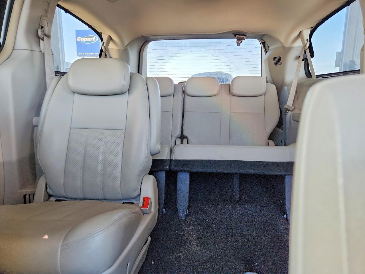 Chrysler Minivan Touring Plus
