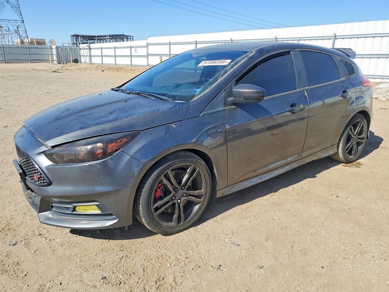 Salvage Ford Focus Image