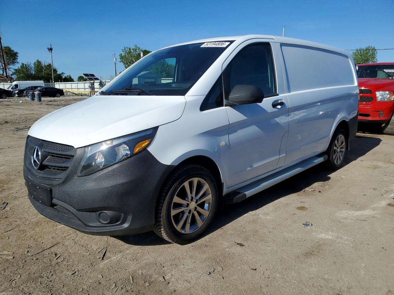 Salvage Mercedes-Benz Metris Image
